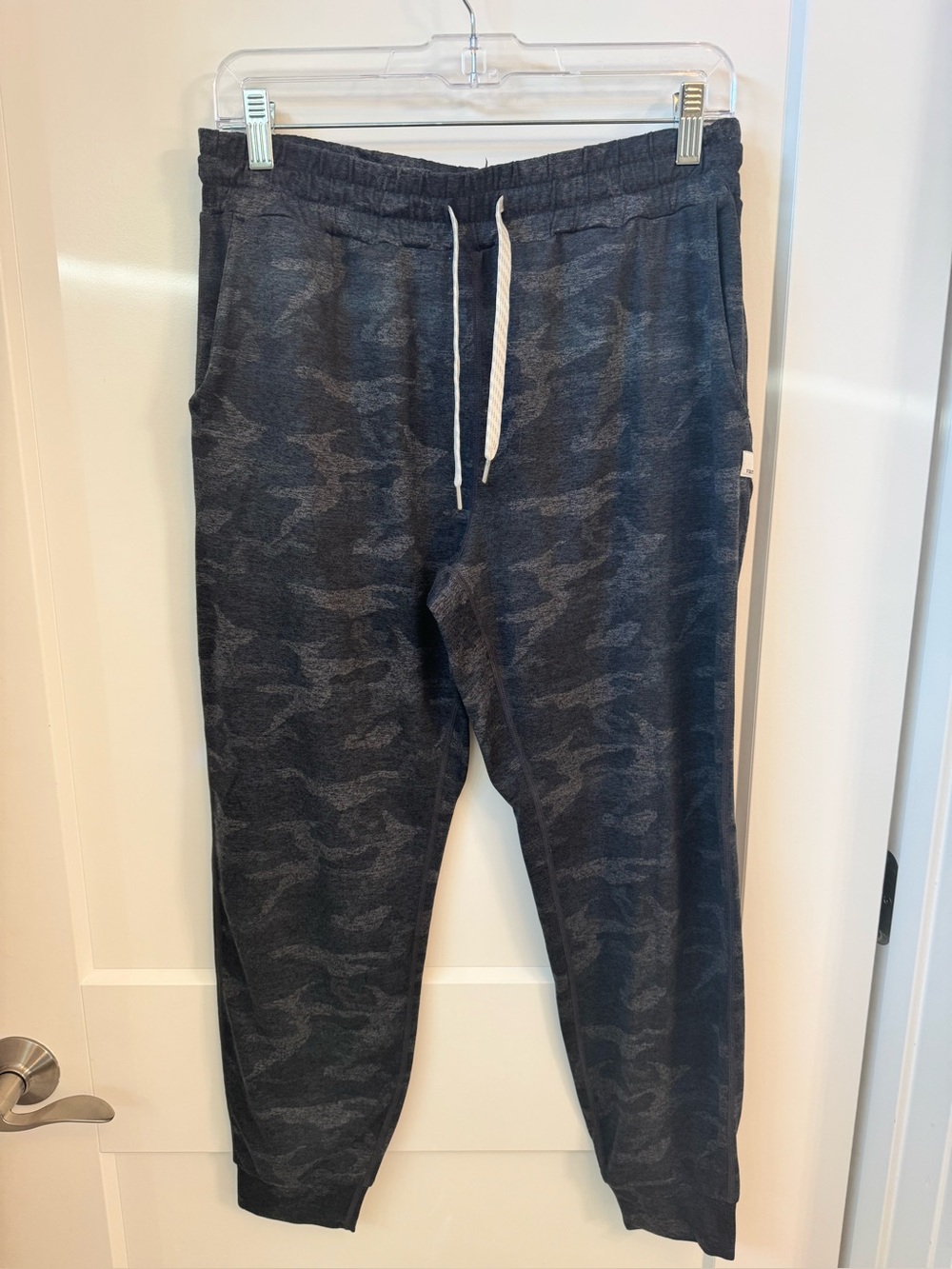 Women’s Vuori Performance Blue and Grey Camo Jogger Sweatpants with Drawstring